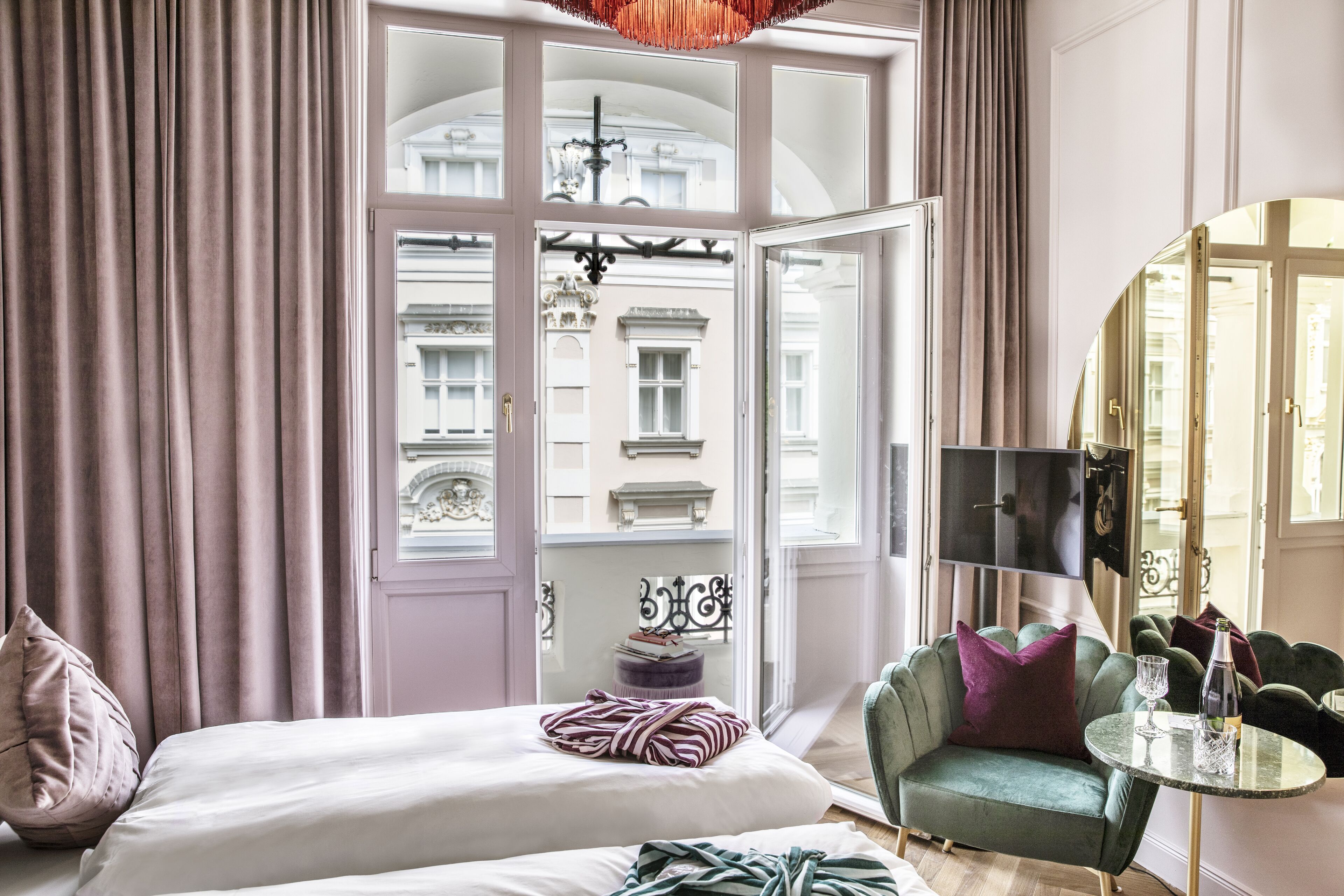 Josefine Historique - Double Room with Balcony or Art Deco Stained Glass Windows | View from room