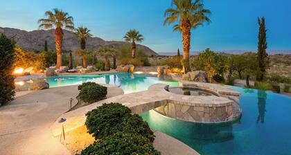 'La Paz Estate' 8 BR, 5 Acre Paradise