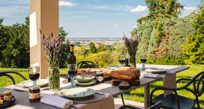 LA PERGOLA HOLIDAY HOME