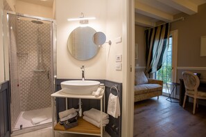 Hair dryer, towels, soap, toilet paper - LA PERGOLA HOLIDAY HOME (Varignana)