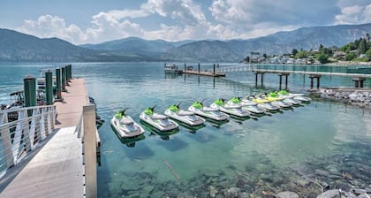 Lake Chelan Condo w/ Resort Pool & Hot Tub!