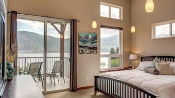 3 habitaciones, tabla de planchar con plancha y cuna de viaje