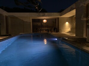 Piscine extérieure, piscine chauffée