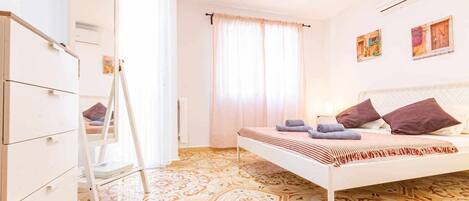 3 bedrooms, iron/ironing board, WiFi