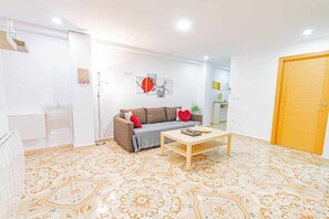 TV - Suncastle Apartment 1! (Alicante/Alacant)