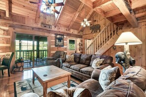 Smart-tv, eldstad, tv-spel och dvd-spelare