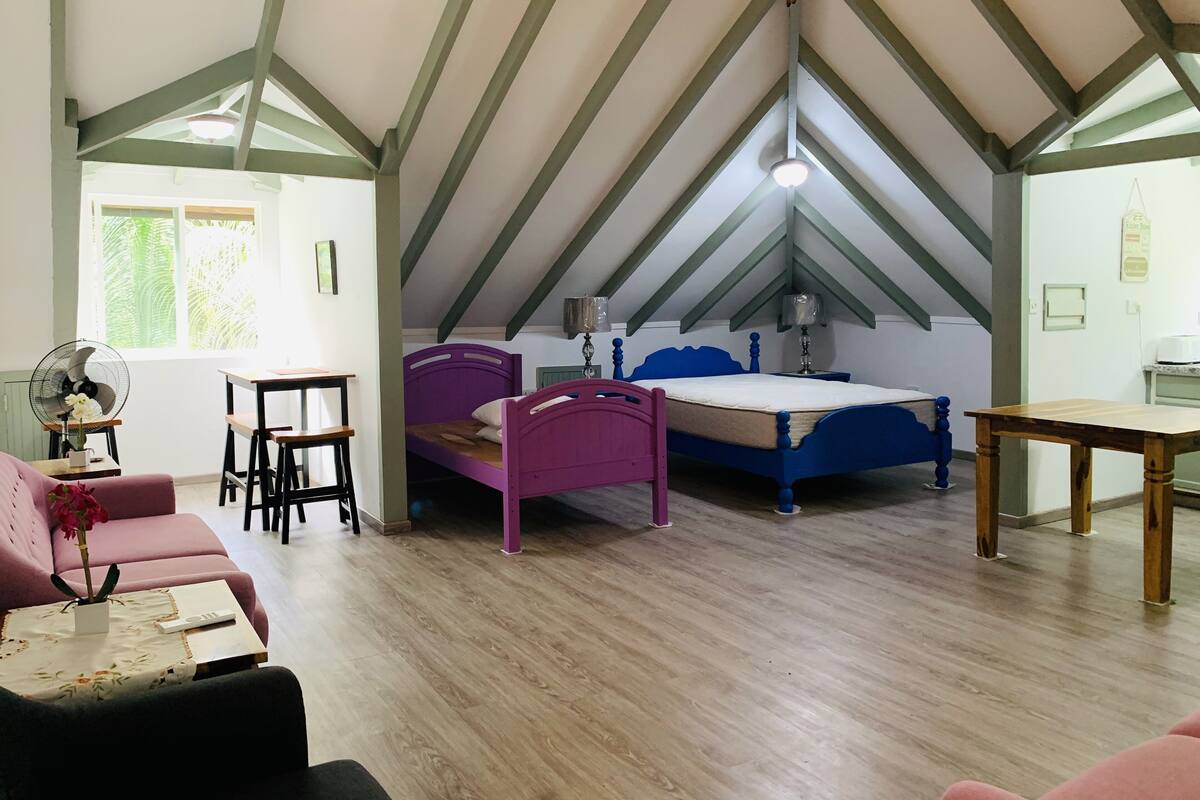 In-room safe, iron/ironing board, free WiFi, bed sheets