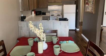 Cozy 2-bedroom Home in Fresno