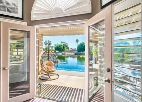 LAKESIDE LUXURY & GOLF RESORT - Zero Edge Pool