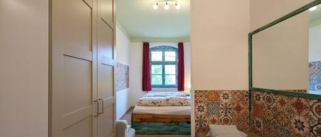 1 bedroom, iron/ironing board, Internet, bed sheets