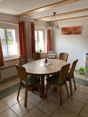 Ferienhaus, eigenes Bad (Ostseekrabbe) | Essen und Trinken