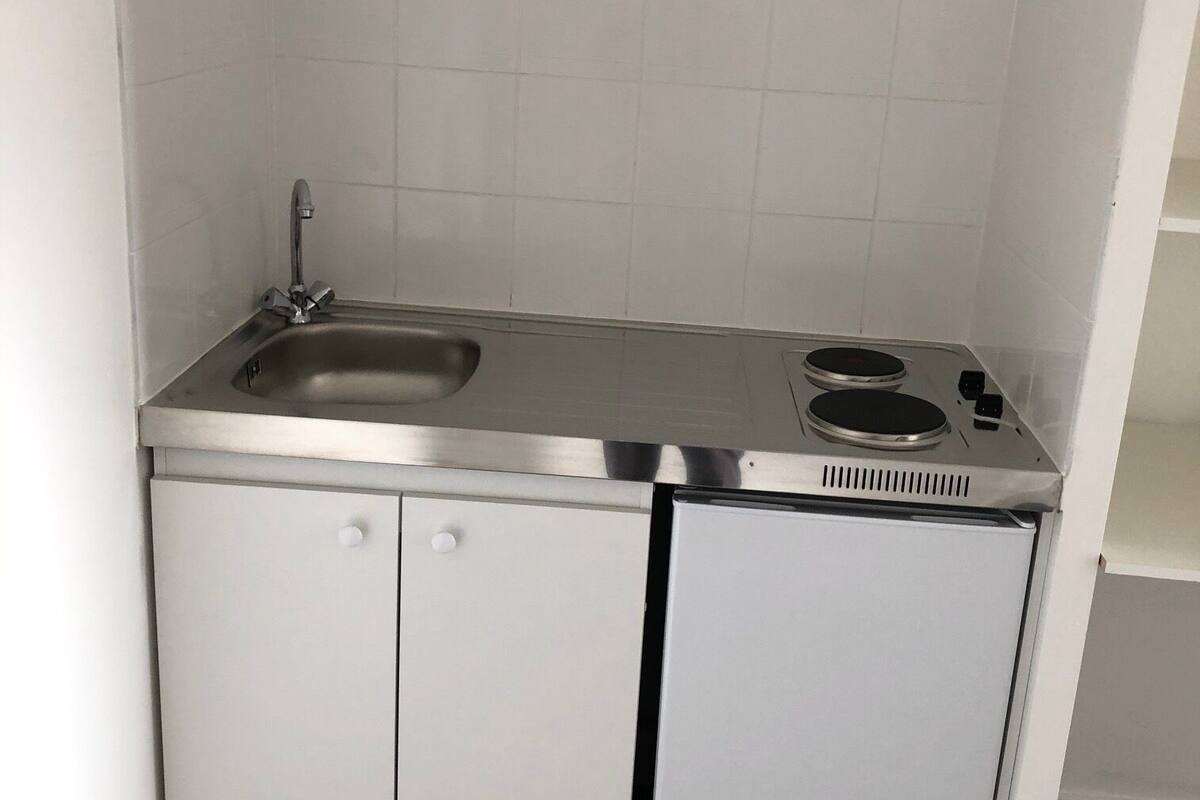 Chambre Triple Classique | Cuisine privée