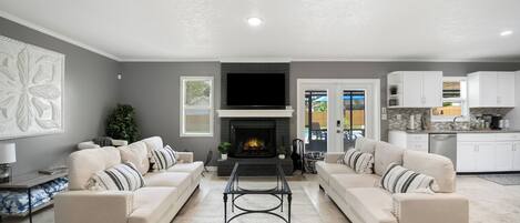 TV connectée, cheminée