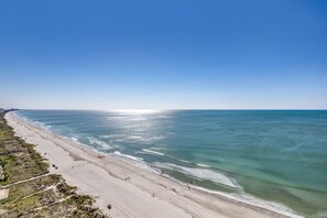På stranden, liggestole