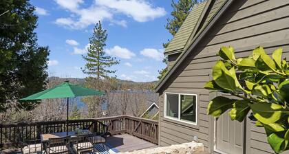 Modern Luxury Lake House with Sunset Views!