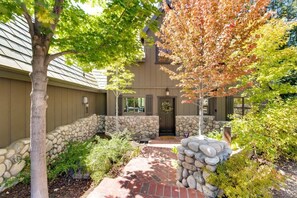 Exterior - Modern Luxury Lake House with Sunset Views! (Lake Arrowhead)