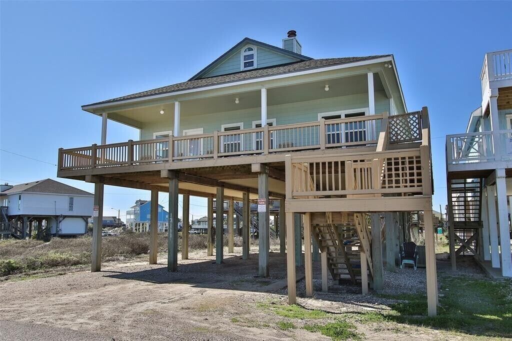 Envy's Cove at Treasure Island