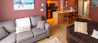 The Glade Escape | Ski-in/out Village Location | Private Hot Tub | Gas Fireplace