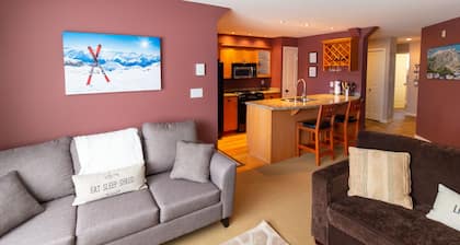 The Glade Escape | Ski-in/out Village Location | Private Hot Tub | Gas Fireplace