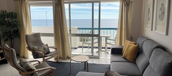 2 bedroom apartment 30 meters from beach, stunning views Praia da Rocha PORTIMAO