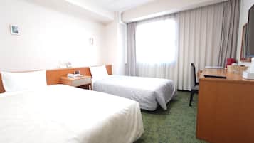 1 kamar tidur, meja kerja, setrika/meja setrika, dan Wi-Fi gratis