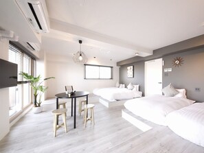 1 bedroom, desk, free WiFi, bed sheets