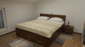 1 bedroom, in-room safe, iron/ironing board, free WiFi