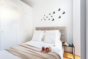 1 slaapkamer, een strijkplank/strijkijzer, gratis wifi, beddengoed