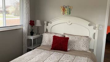 4 slaapkamers, een strijkplank/strijkijzer, wifi, beddengoed