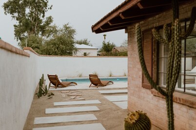 Desert Hues - A Private & Spacious Retreat w/Pool