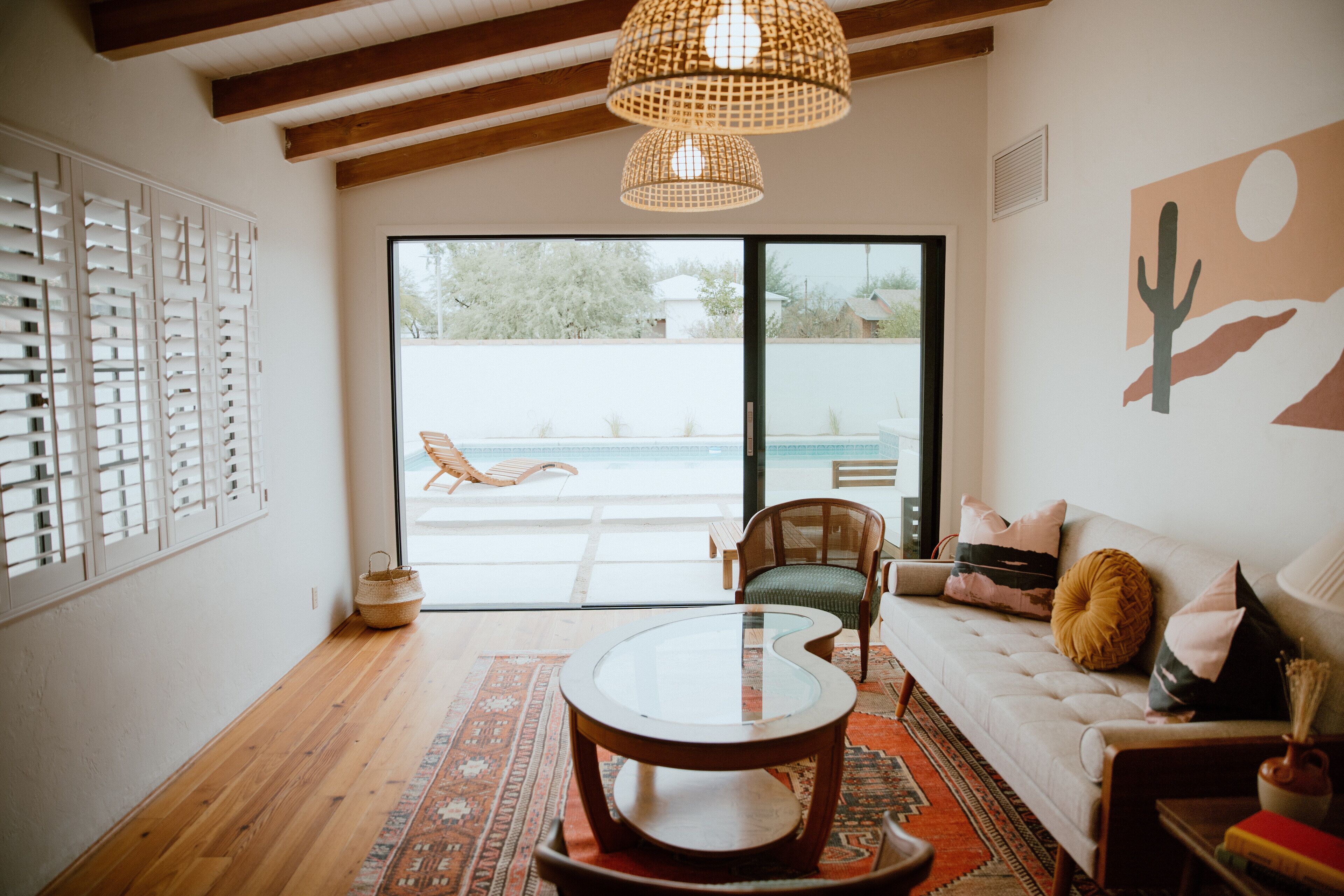 TV connectée, cheminée, médiathèque