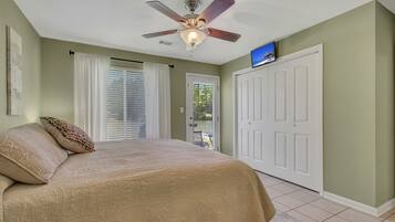 1 chambre, fer et planche à repasser, Wi-Fi, draps fournis