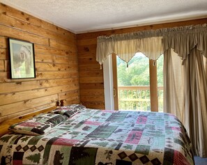 3 dormitorios, escritorio, tabla de planchar con plancha y wifi