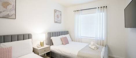 2 quartos, ferros/tábuas de passar roupa, berço de viagem, Wi-Fi