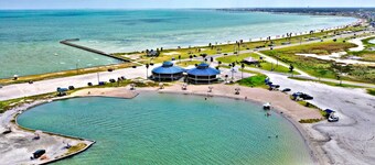 Waterfront Condo with a View in Rockport