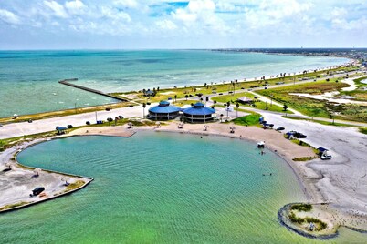Waterfront Condo with a View in Rockport