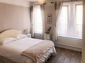 2 chambres, Wi-Fi gratuit, draps fournis