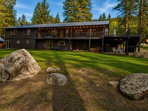 Exterior - Luxury Modern Log Retreat on 3 Acres with Hot Tub, Theater, 2 Miles to Downtown (Leavenworth)