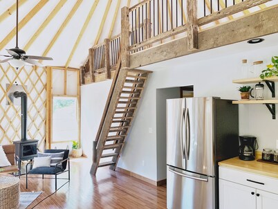 Yurt at Stillhouse Farm *Wifi *Creek *Private *Less than 5 miles from VMI + W&L