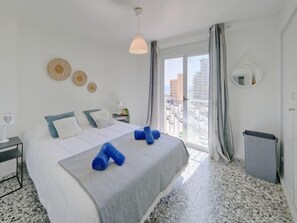 2 chambres, fer et planche à repasser, Wi-Fi