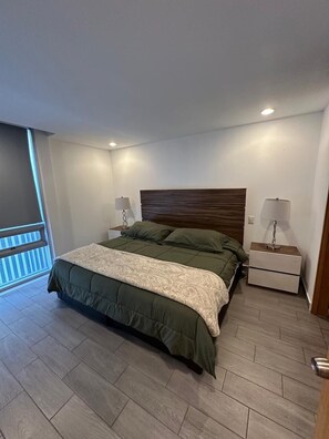 2 quartos, ferros/tábuas de passar roupa, Wi-Fi, roupa de cama