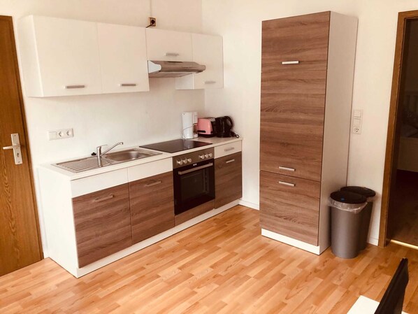 Fridge, microwave, oven