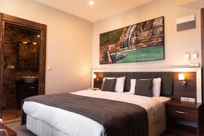 Habitación superior | Sábanas italianas Frette, ropa de cama de alta calidad y edredón