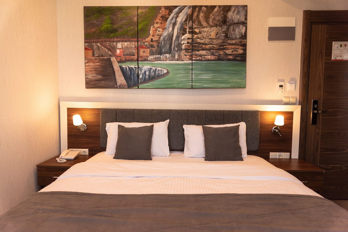 superior room | 1 bedroom, frette italian sheets, premium bedding, down duvets