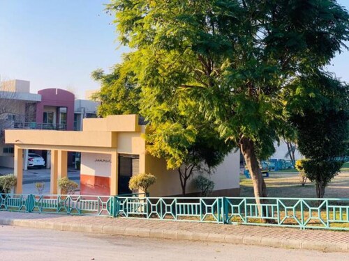 Lets Explore the Capital