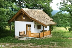 Exterior - Farm Stay Cardaklije (Bosanski Petrovac)
