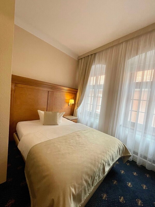 1 chambre, coffre-fort, Wi-Fi, literie fournie