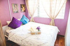 3 bedrooms, WiFi - TTDI Homestay near KEN TTDI (Kuala Lumpur)