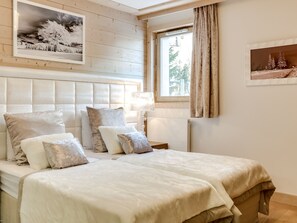 3 bedrooms, free WiFi, bed sheets