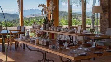 Desayuno buffet incluido todos los días